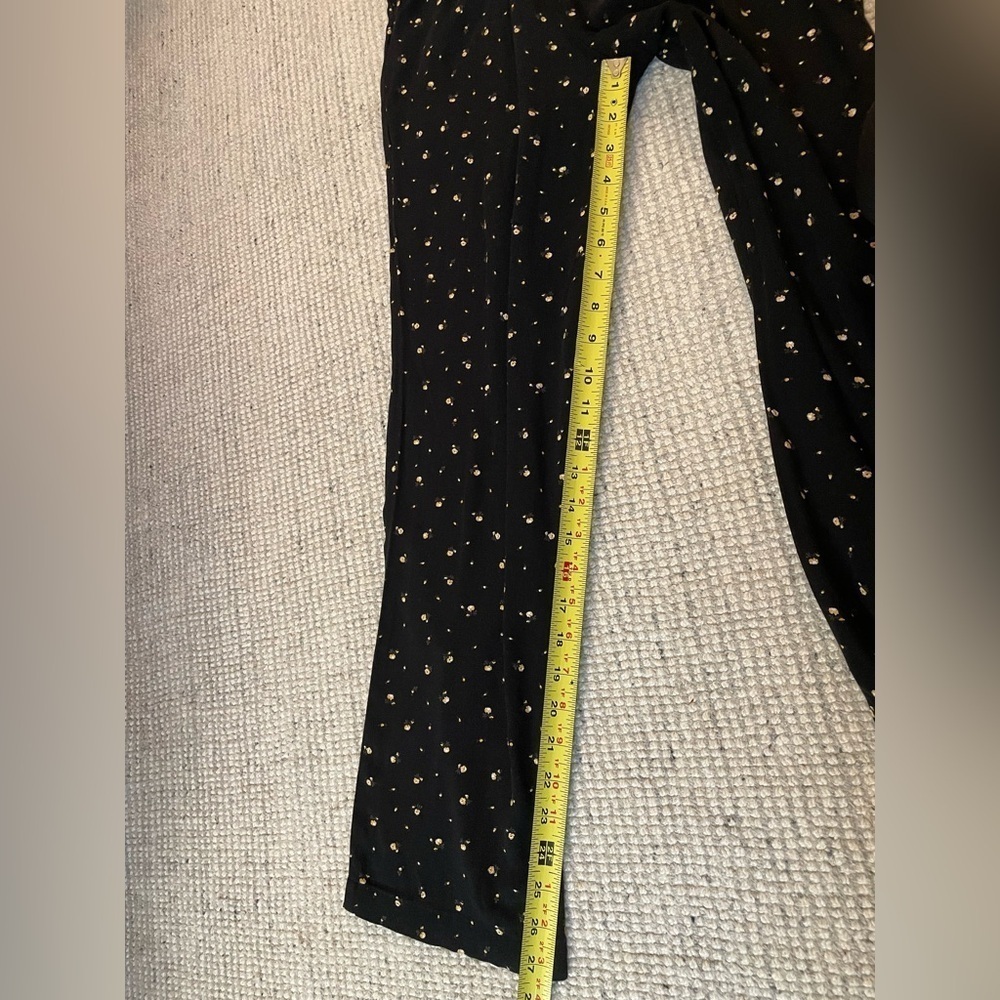 Abercrombie & Women’s Tie Back Floral Jumpsuit - Picture 4 of 8